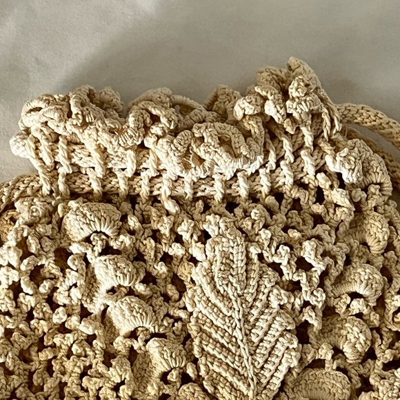 Crocheted Unlined Handbag - Picture 5 of 5